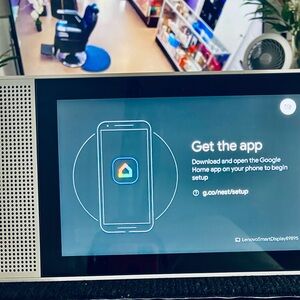 Lenovo Smart Display Setup Screen with Green and Blue
